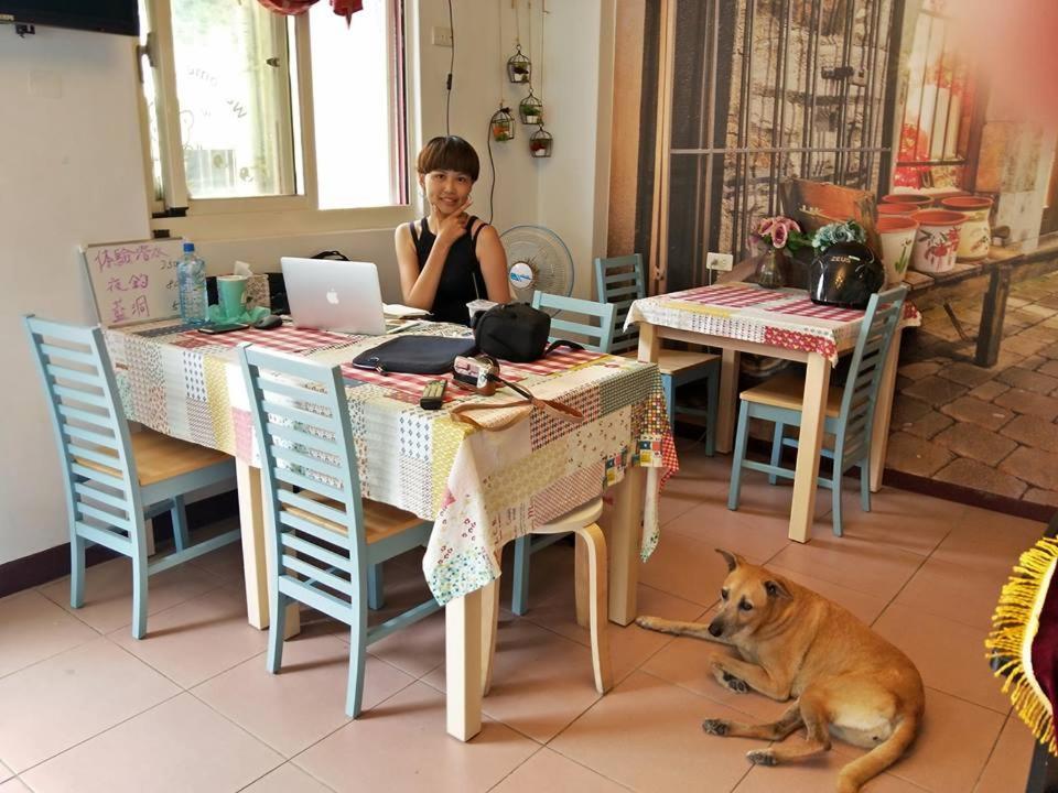 七十腳落背包客棧 Vandrehjem Ludao Eksteriør billede